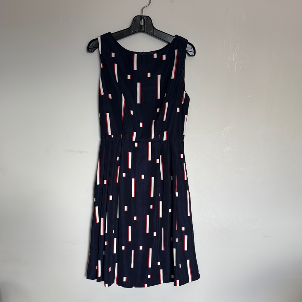 Elegant Navy, White and Red Patterned Dress - with pockets!